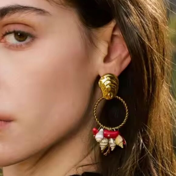 New ANTHRO Gold Stainless Steel and Red Coral Conch Shell Dangle Earrings - Picture 1 of 10